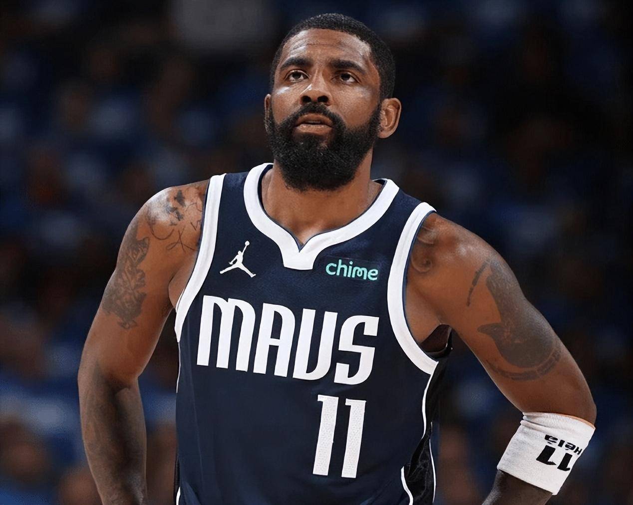 目前他依然 目前他依然