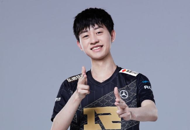 的身份或贡 的身份或贡