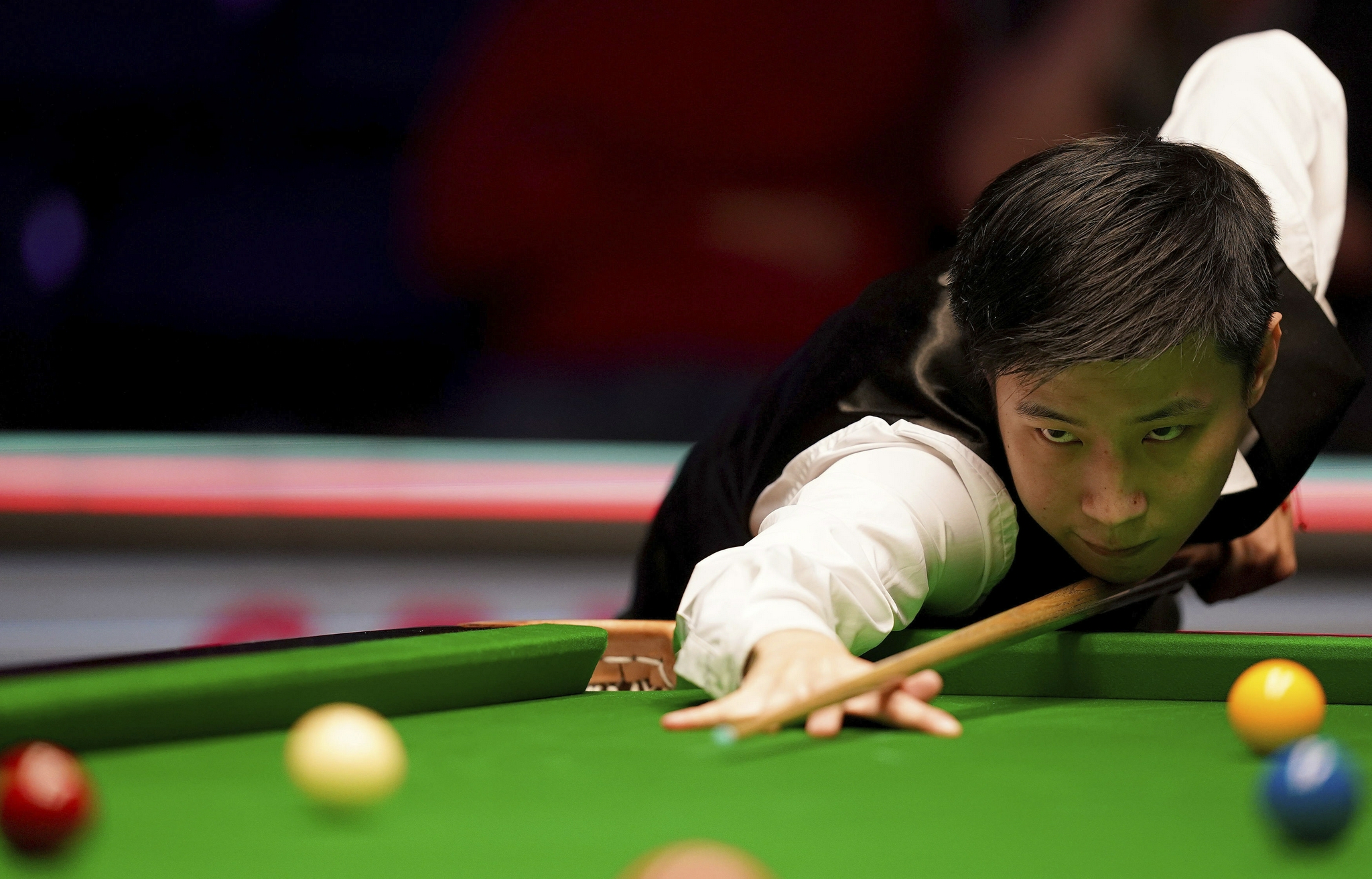 不再只是凭 不再只是凭