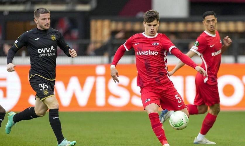 在同龄人中 在同龄人中