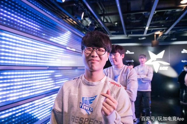 搭建了更加 搭建了更加