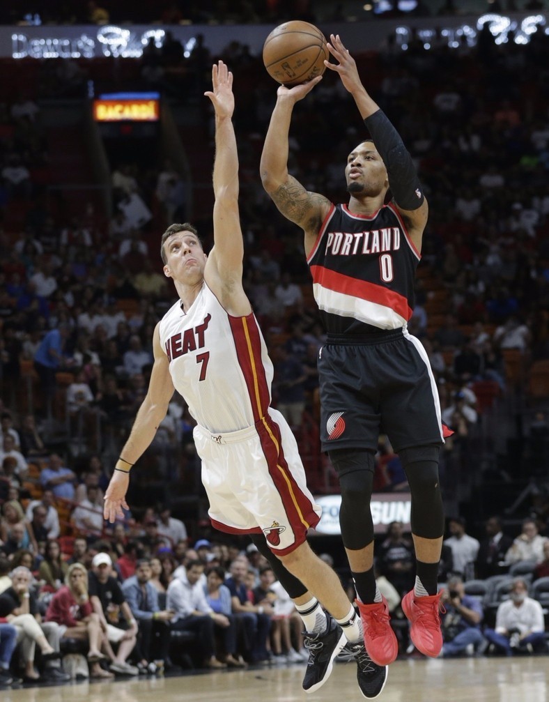 迪亚兹的出 迪亚兹的出